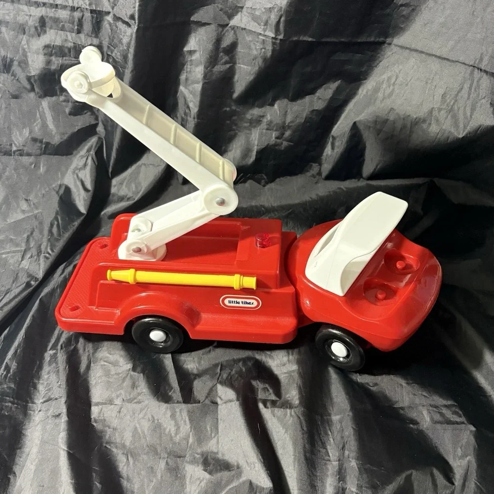 Little Tikes Toddle Tots Red White Fire Truck Fire Engine Vintage Toy Story USA